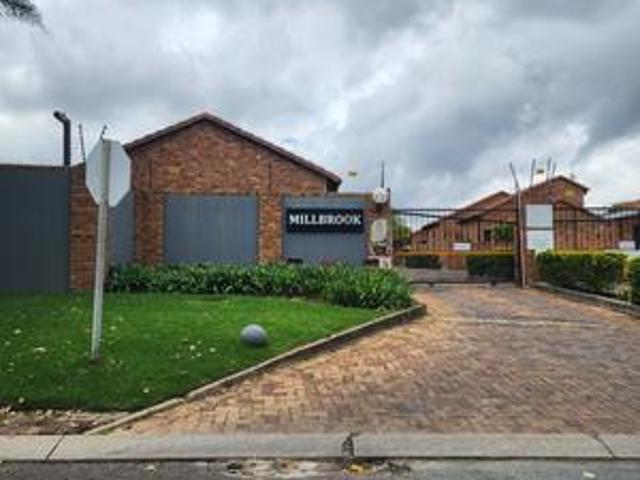 Apartment for sale in Tembisa, Gauteng