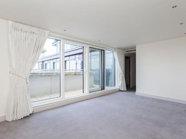 Apartment for rent in Imperial Wharf, Greater London