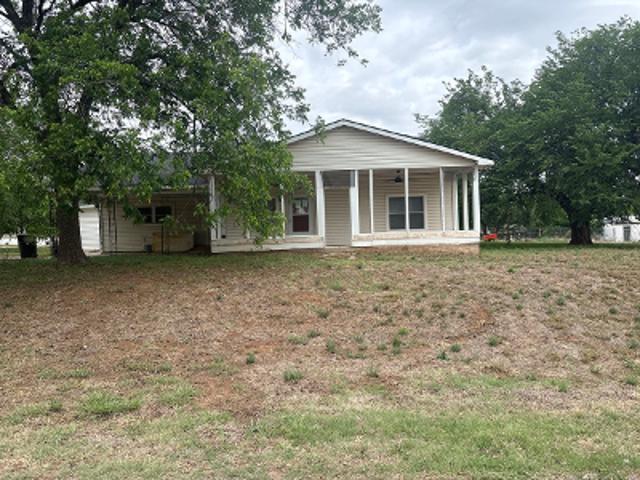 House for sale in Arapaho, Oklahoma