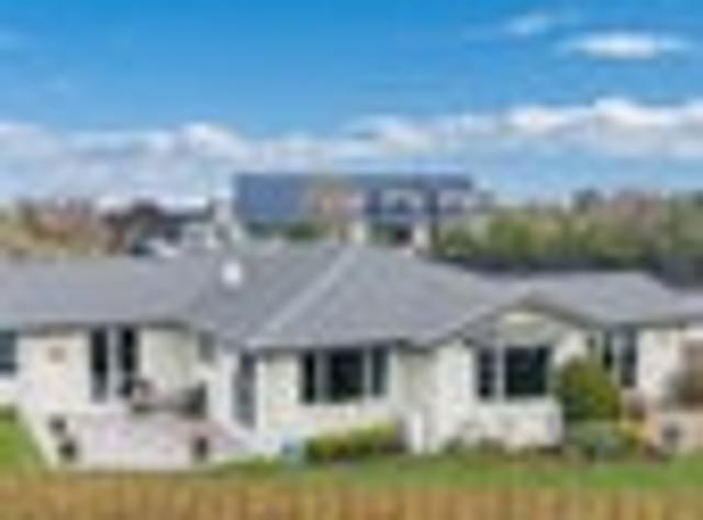 House for sale in Otakou