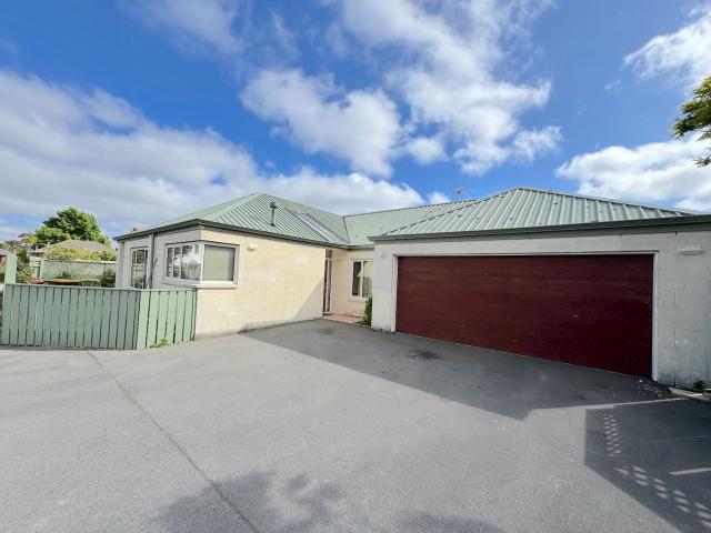 House for rent in Chaslands, Canterbury