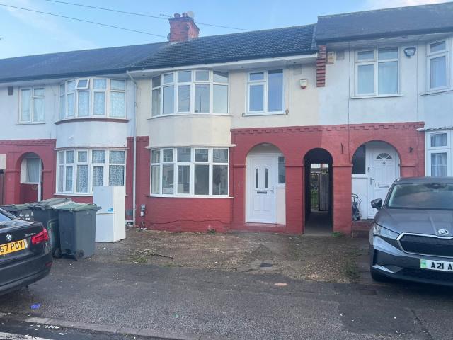 House for rent in Biscot, Luton