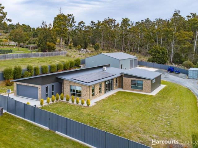 House for sale in Danbury Heights, Launceston
