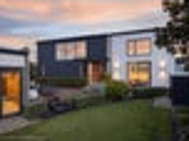 House for sale in Chaslands, Canterbury
