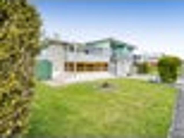 House for sale in Stratford, Stratford District