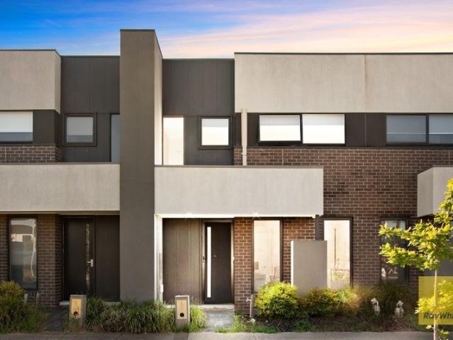 House for sale in Upper Point Cook, Melbourne