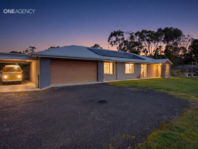 House for sale in Port Sorell, Tasmania