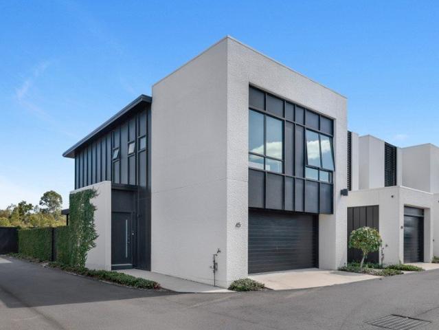 Townhouse for sale in Fernbrook, Queensland