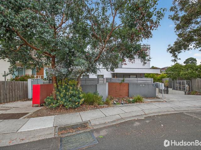 Townhouse for sale in Camerons Creek, Victoria