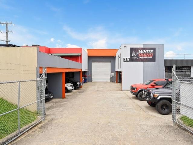 Warehouse for rent in Camerons Creek, Victoria