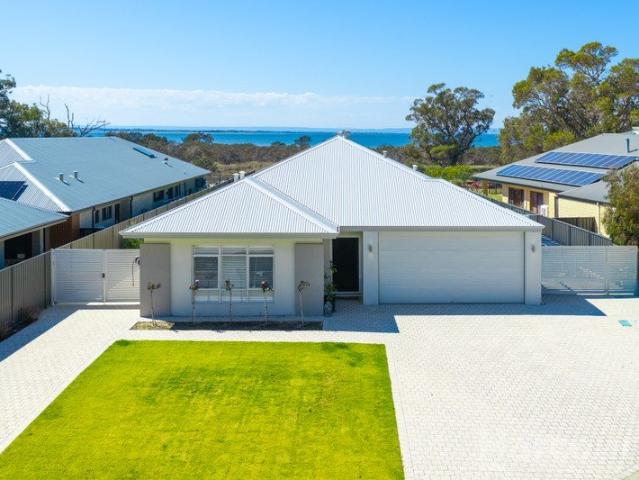 House for sale in Falcon, City of Mandurah