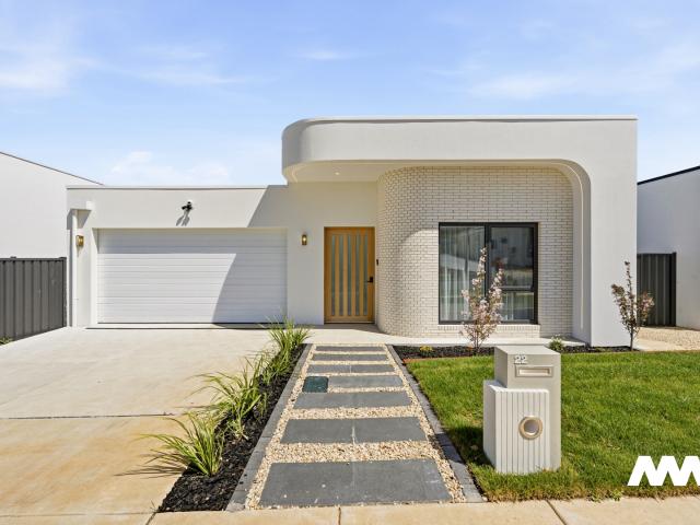 Property for sale in Whitlam, District of Molonglo Valley