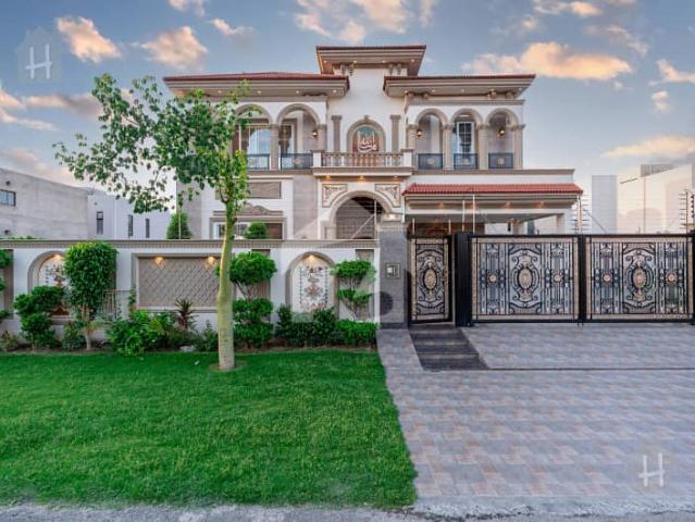 House for sale in لاہور, لاہور ڈویژن