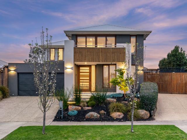 House for sale in Botanic Ridge, Victoria