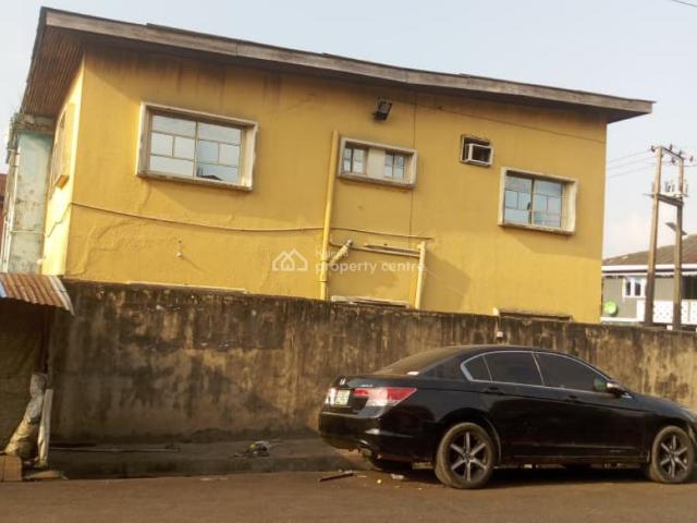 Flat for sale in Surulere , Surulere