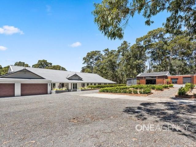 Cottage for sale in Nowra Hill, New South Wales