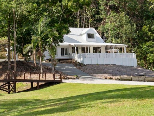 Cottage for sale in North Tumbulgum, New South Wales