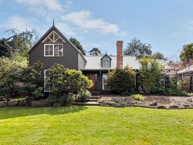 House for sale in Mount Eliza, Melbourne