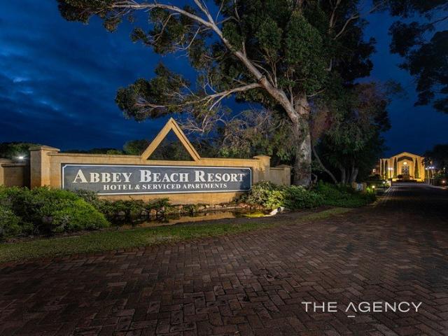 Apartment for sale in Broadwater, Western Australia