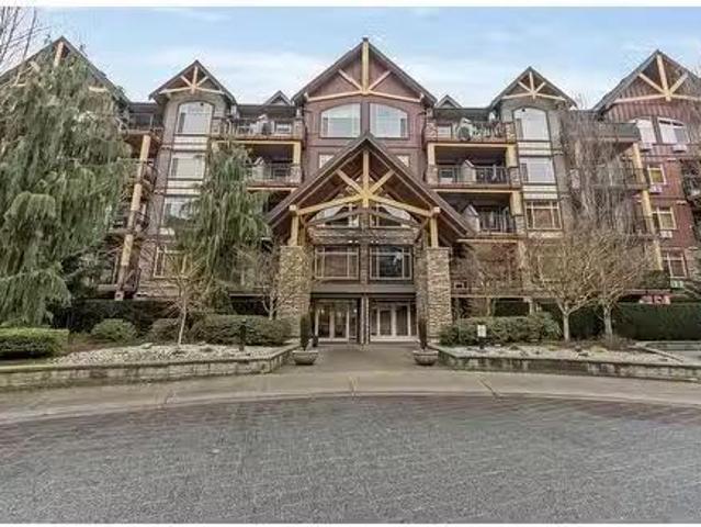 Condo for sale in British Columbia
