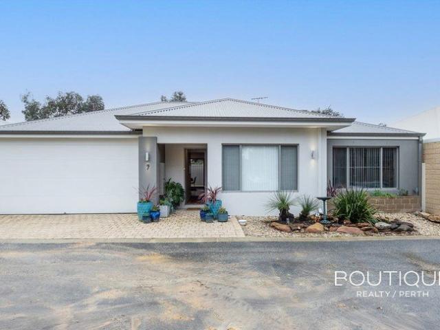 Villa for sale in The Vines, Western Australia