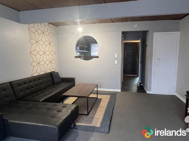 Townhouse for rent in Christchurch, Canterbury