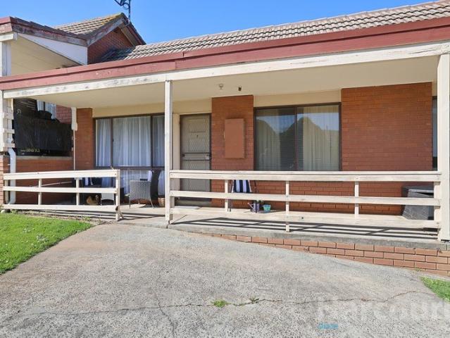 Apartment for sale in Drouin, Victoria
