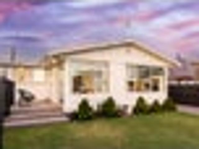 Townhouse for sale in Rowan, Canterbury