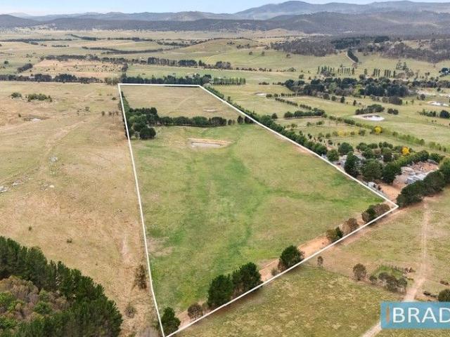 Cottage for sale in Hoskinstown, New South Wales