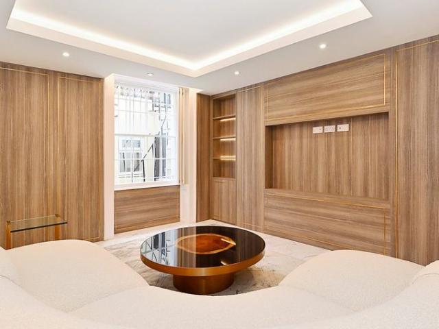 House for rent in City of Westminster, Greater London
