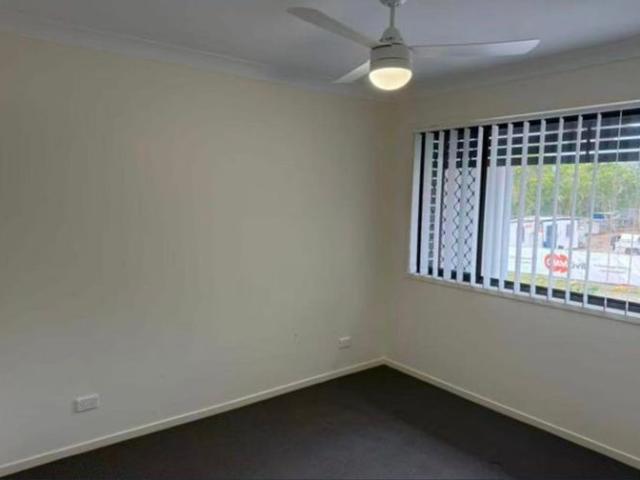 Townhouse for rent in Toombul, Queensland