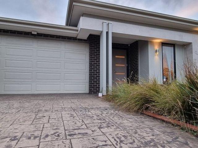House for rent in Gateway, Melbourne
