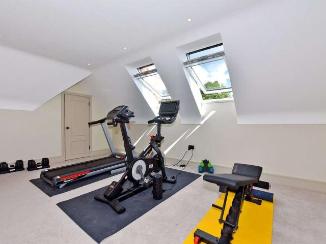 House for rent in Shiplake, Berrick Salome
