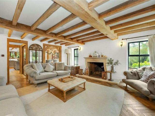 House for rent in Sunningdale