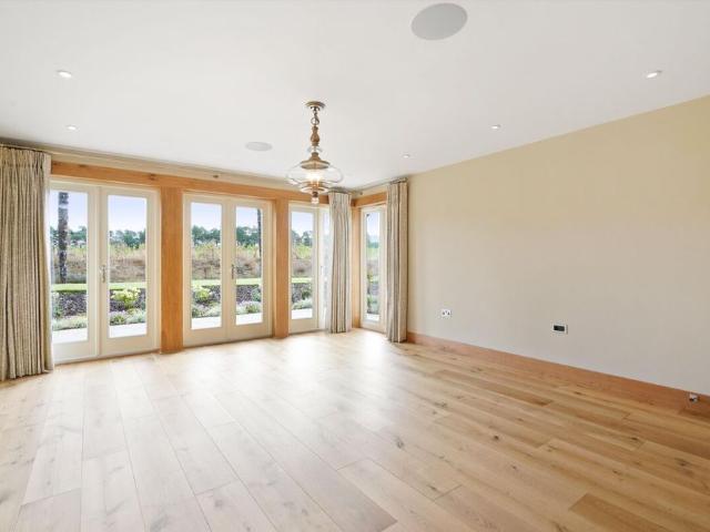 House for rent in Fole, Surrey