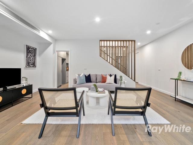 House for sale in Carnegie