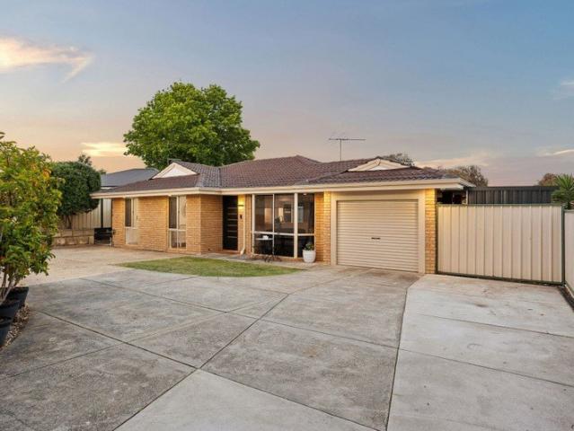 House for sale in Alexander Heights, City of Wanneroo