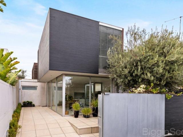 Townhouse for sale in Camerons Creek, Victoria