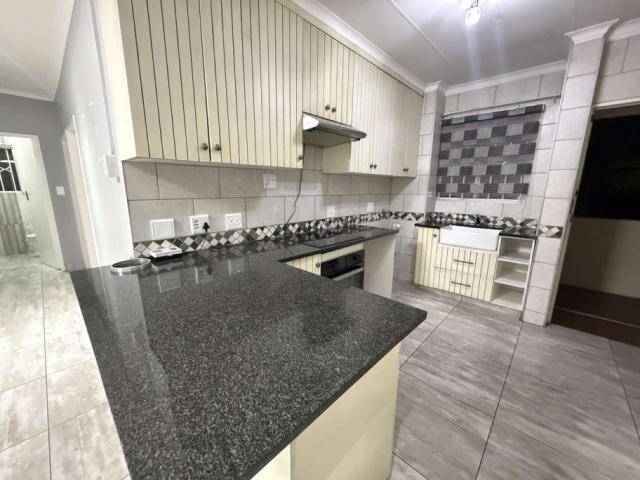 House for rent in Waterkloof, Gauteng