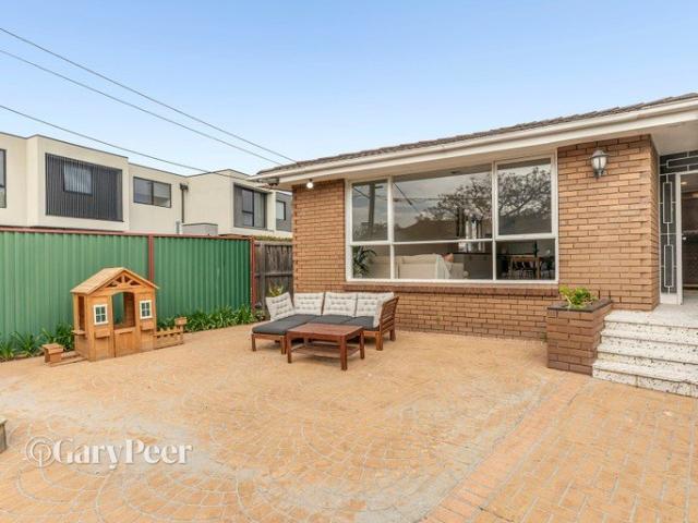 House for sale in Caulfield South, Melbourne