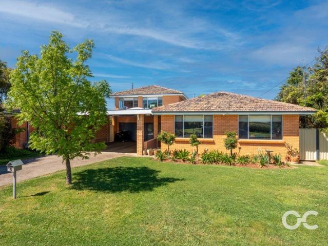 House for sale in Warrendine, Orange