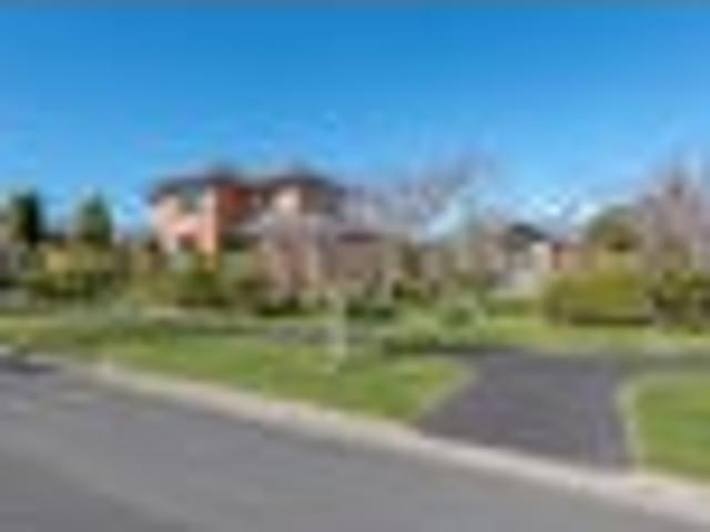 House for sale in Chaslands, Canterbury