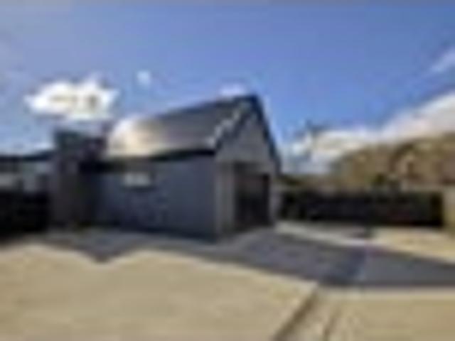 House for sale in Otakou
