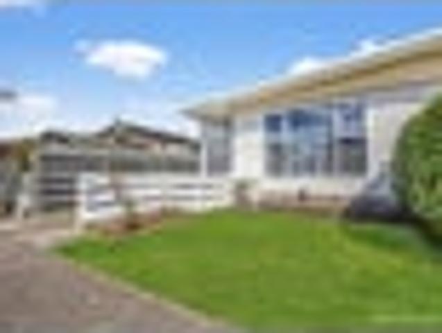 Apartment for sale in Days Bay, Wellington