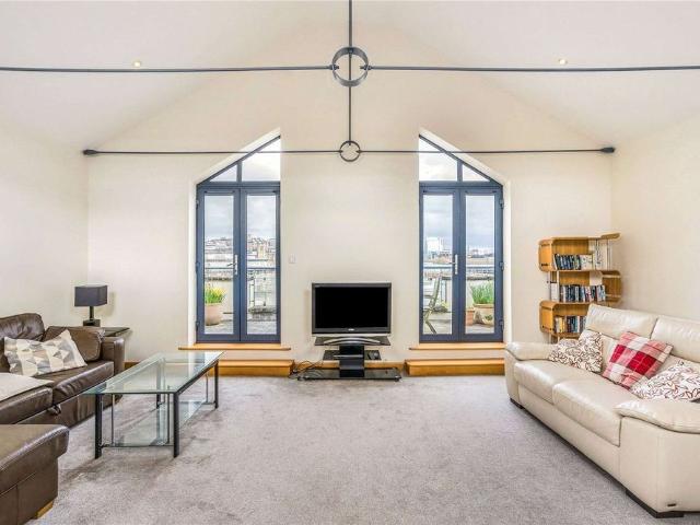 Apartment for rent in Wapping Wharf, Feckenham