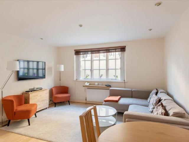House for rent in Notting Hill, Greater London