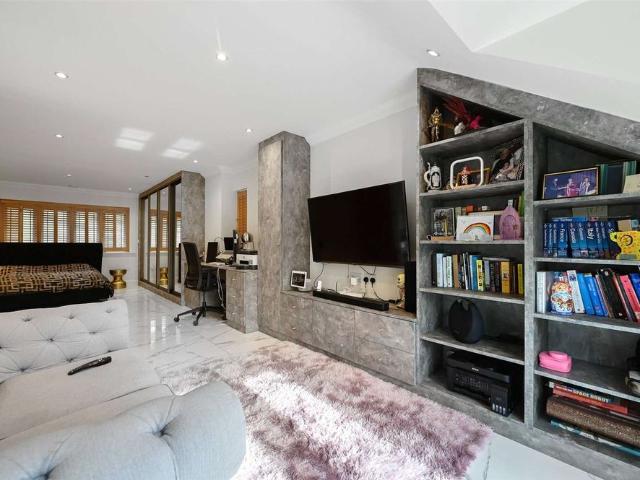 House for rent in Batchworth