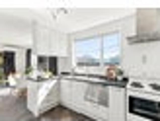 House for sale in Waltham, Linwood-Central-Heathcote Community