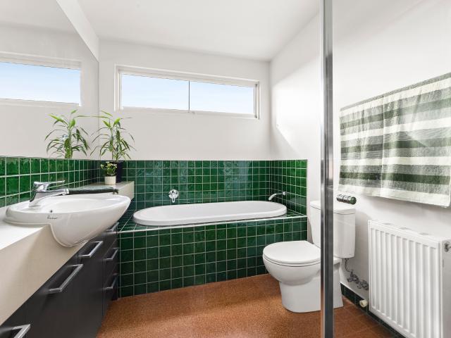 Townhouse for sale in Camerons Creek, Victoria