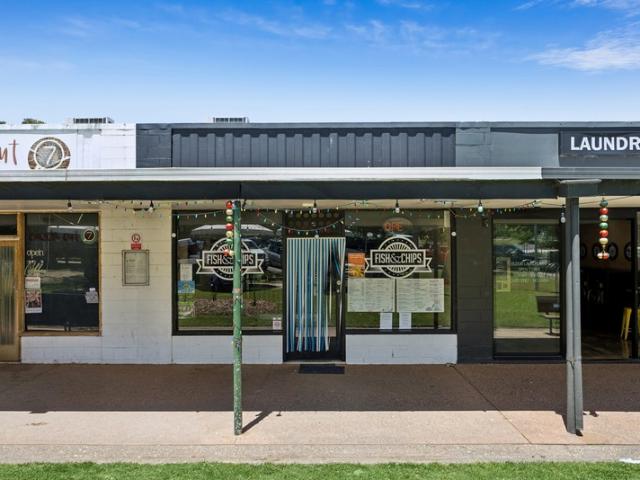 Retail for sale in Eildon, Victoria